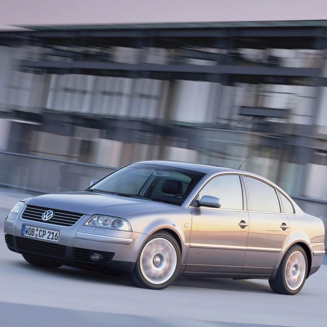 Volkswagen Passat W8: vent'anni fa iniziava l'era della doppia V