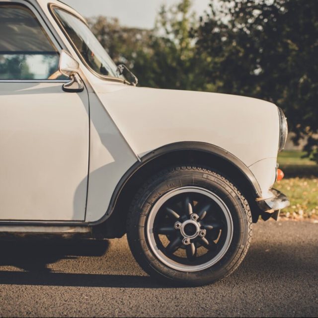 Cinturato CN54, il pneumatico Pirelli per le Mini classiche