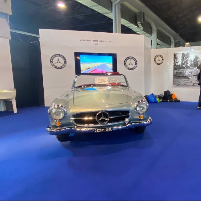 Mercedes-Benz 190 SL, la roadster che piacque alla Lollo