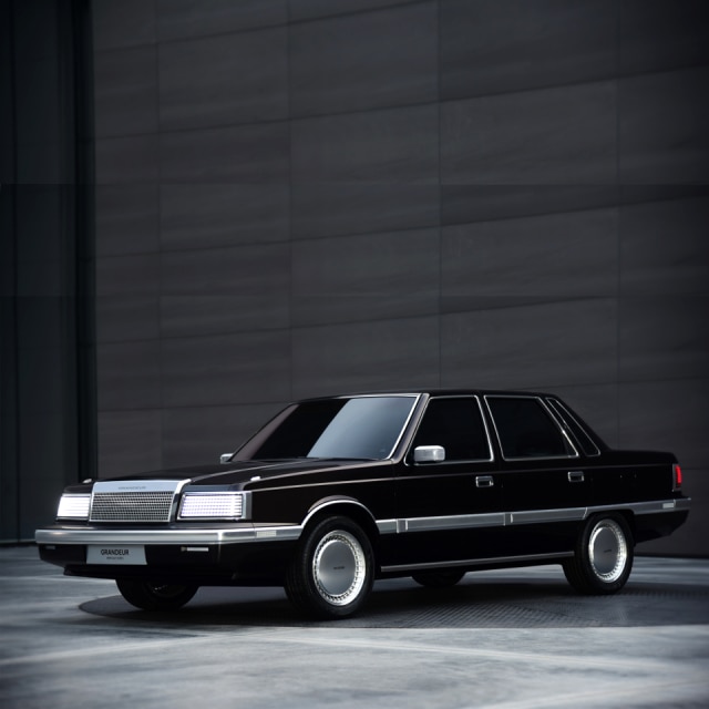 Grandeur EV Heritage: Hyundai reimmagina l’ammiraglia anni 80