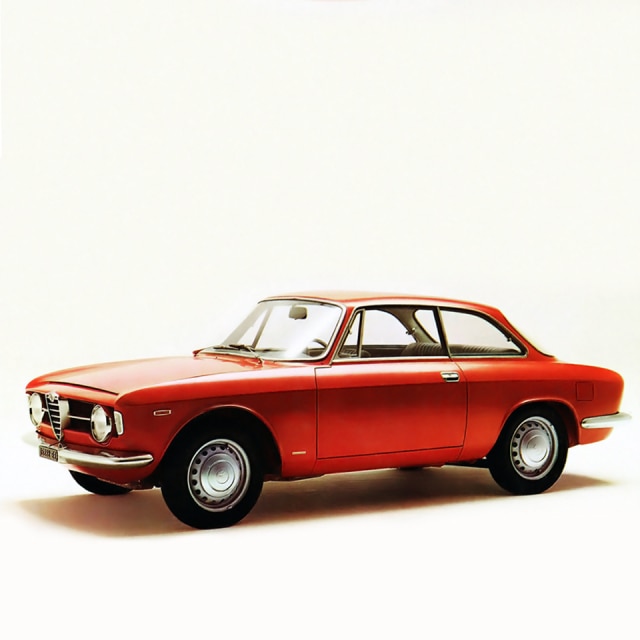 Possedere un’auto storica: il sogno di un milanese su tre