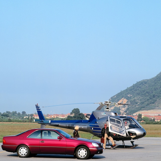 Mercedes-Benz C140: identikit di un coupé di lusso