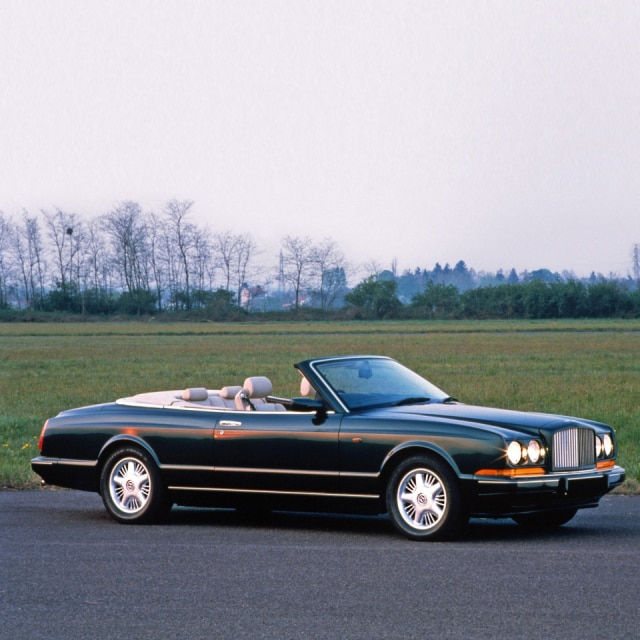 Bentley Azure: una reggia a cielo aperto (parte 1)