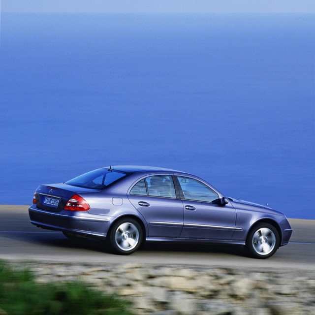 Mercedes-Benz W211: neoclassicismo tedesco (parte I)