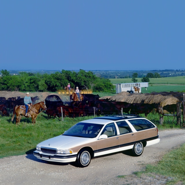 Buick Roadmaster Estate Wagon: l’ultima familiare full size