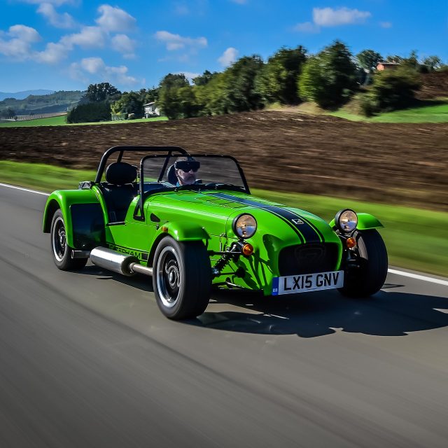 Caterham Seven 275R: guidare allo stato puro