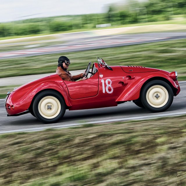 Moretti 750 Sport: straordinaria per elasticità e robustezza