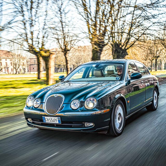 Jaguar S-Type 4.2 V8: la figlia di Detroit
