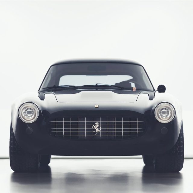 Competizione Ventidue,  ispirazione Ferrari