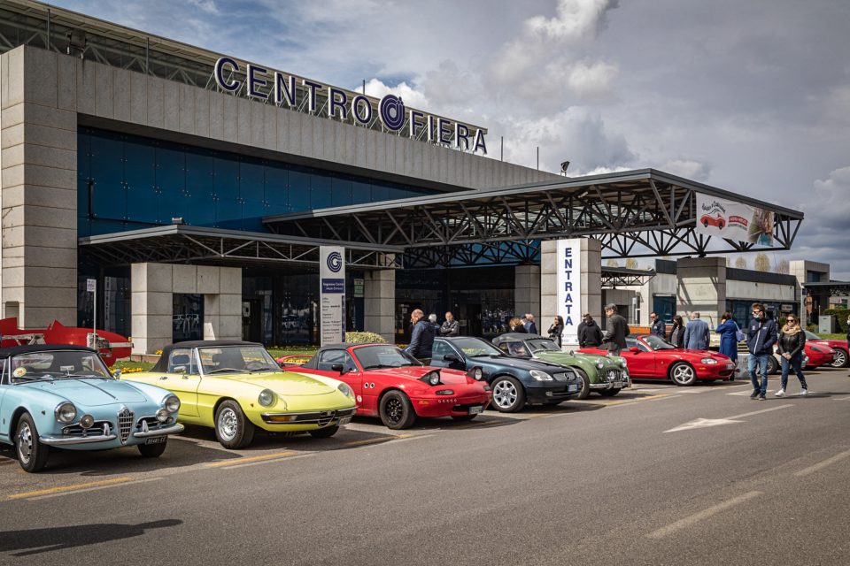 Spider e cabriolet protagoniste della fiera di Montichiari