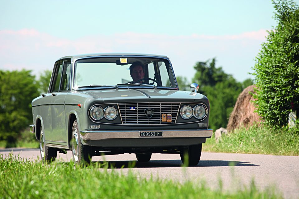 Lancia Fulvia 2C, estrazione borghese