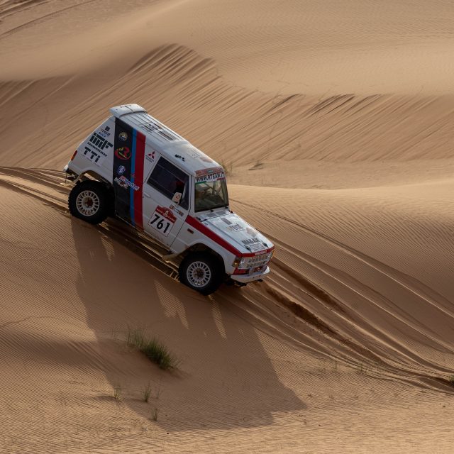 La Dakar Classic 2024 su un vecchio Pajero