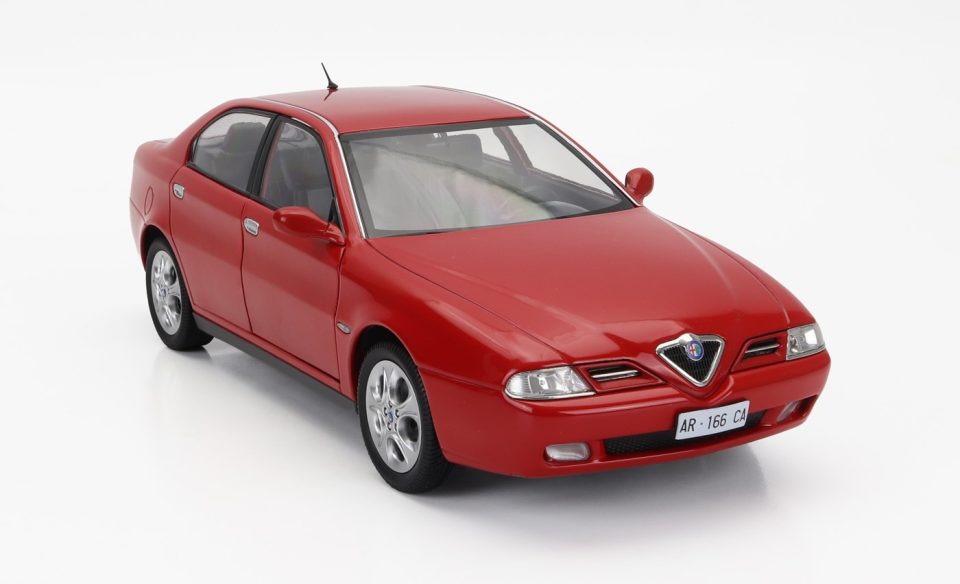 Modellismo: 166, l’ultima ammiraglia Alfa Romeo