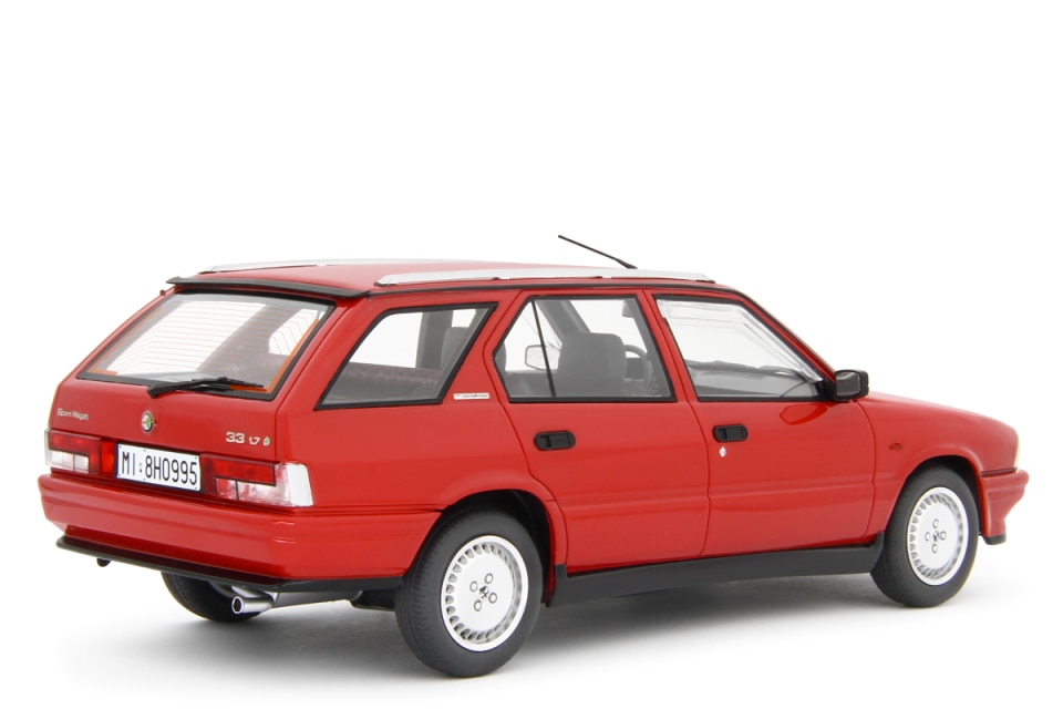 Modellismo: Alfa Romeo 33 Sport Wagon Quadrifoglio Verde