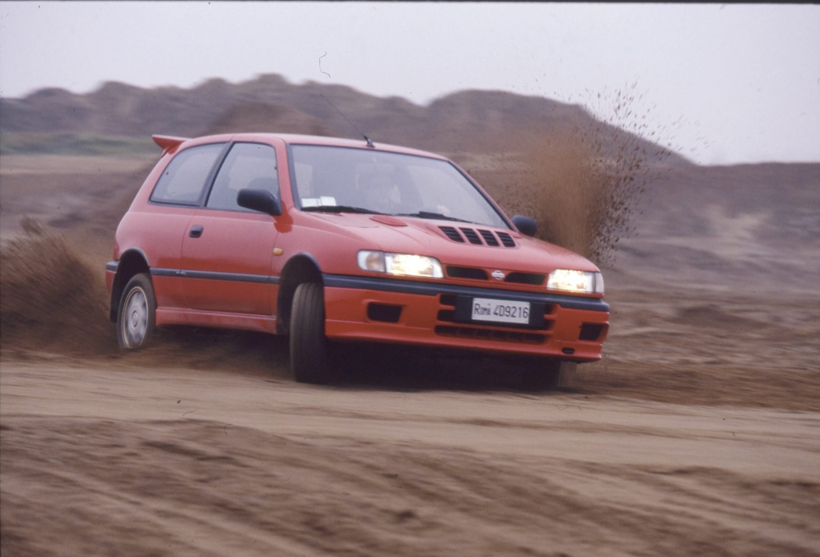 Piccole bombe giapponesi: Nissan Sunny GTI-R (1989)