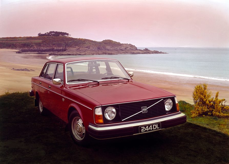 Nordiche da viaggio: Volvo 240, infaticabile da record