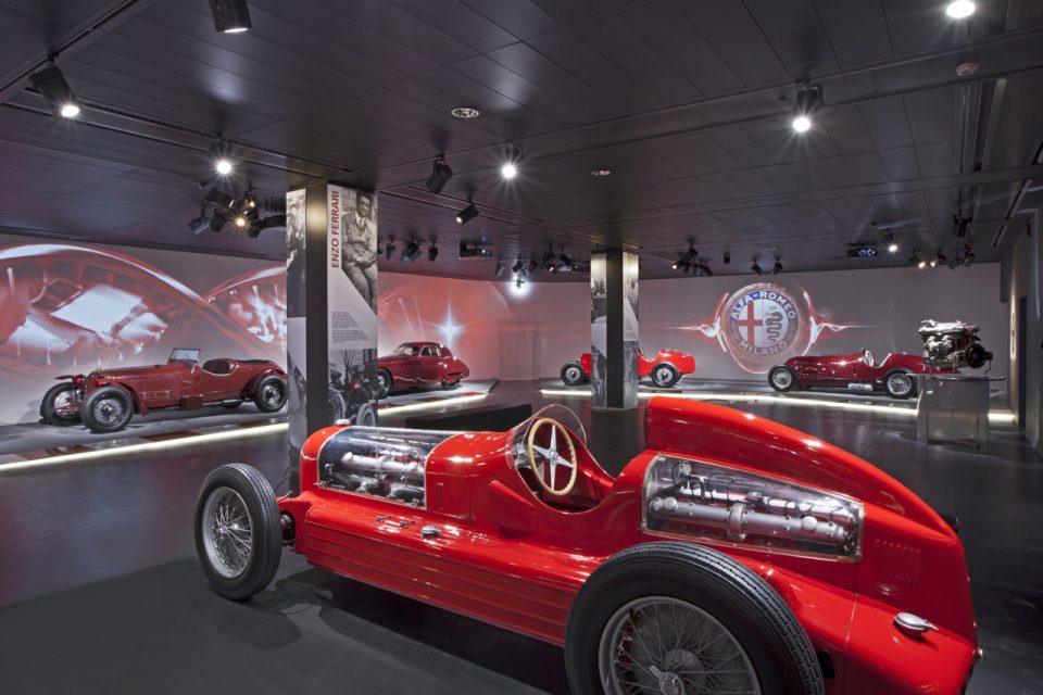 Museo Alfa Romeo, nel weekend visite serali, parate e conferenze