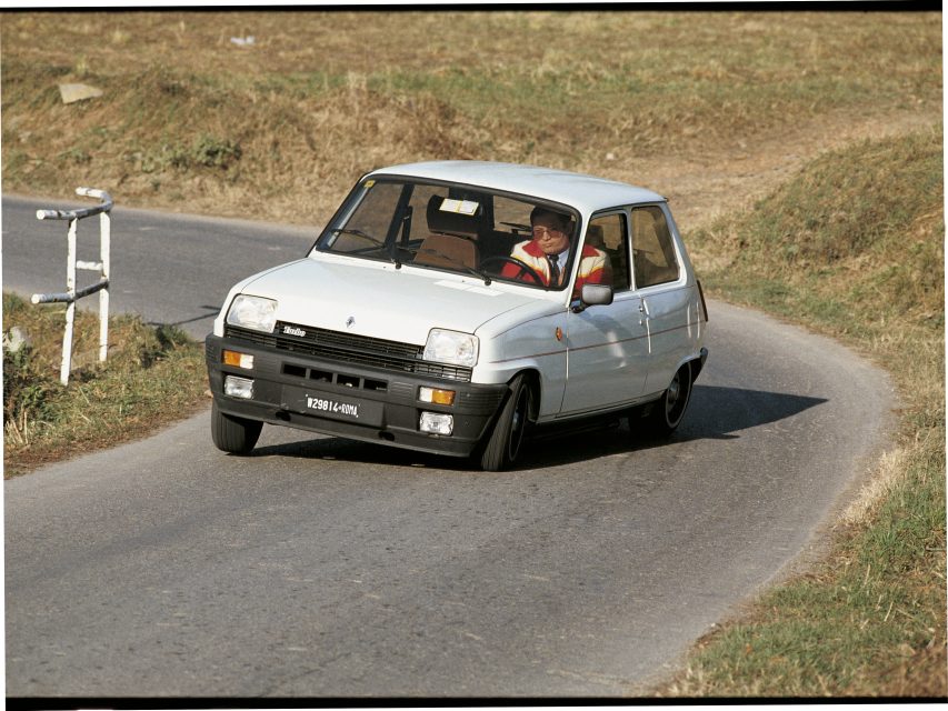 Piccole bombe francesi: Renault 5 Alpine Turbo, la prima volta non si scorda mai