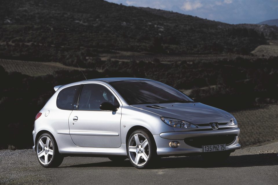 Piccole bombe francesi: Peugeot 206 RC, l’ultima aspirata