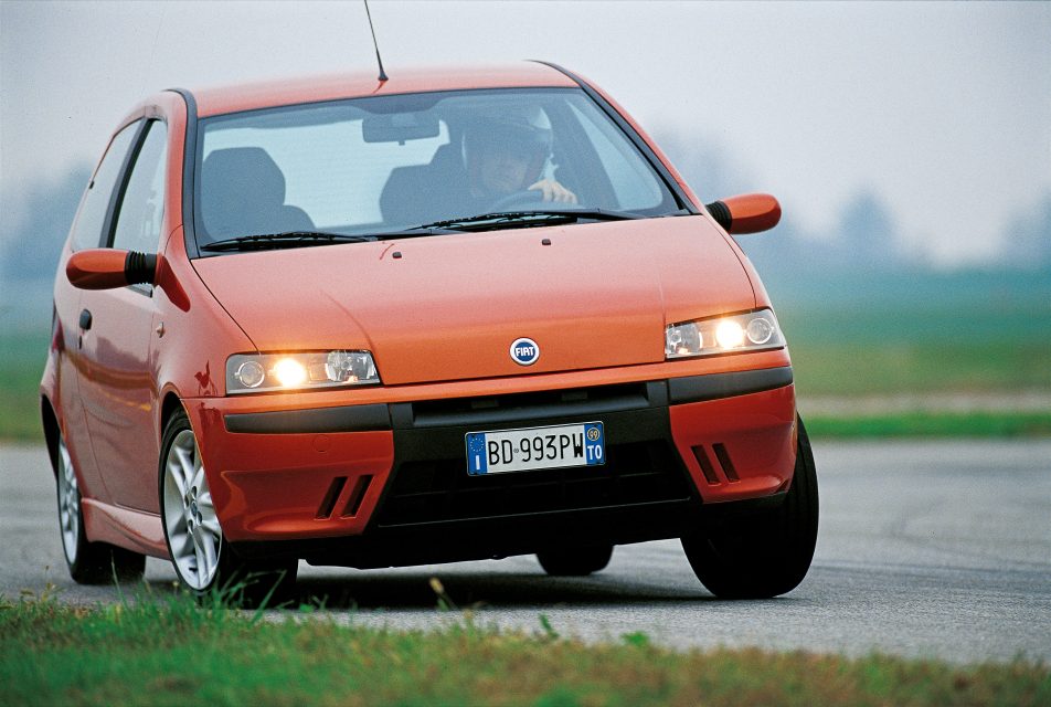 Piccole bombe italiane: Fiat Punto HGT, no turbo meno party