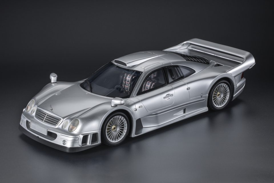 Modellismo: Mercedes CLK GTR (1998), dalle corse alla strada