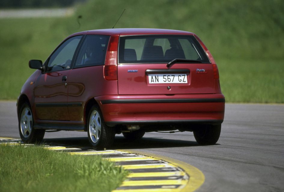 Piccole bombe italiane: Fiat Punto Sporting, sportiva nell’ombra