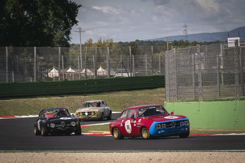 Alfa Revival Cup 2024, Petrone-Barri conquistano Vallelunga