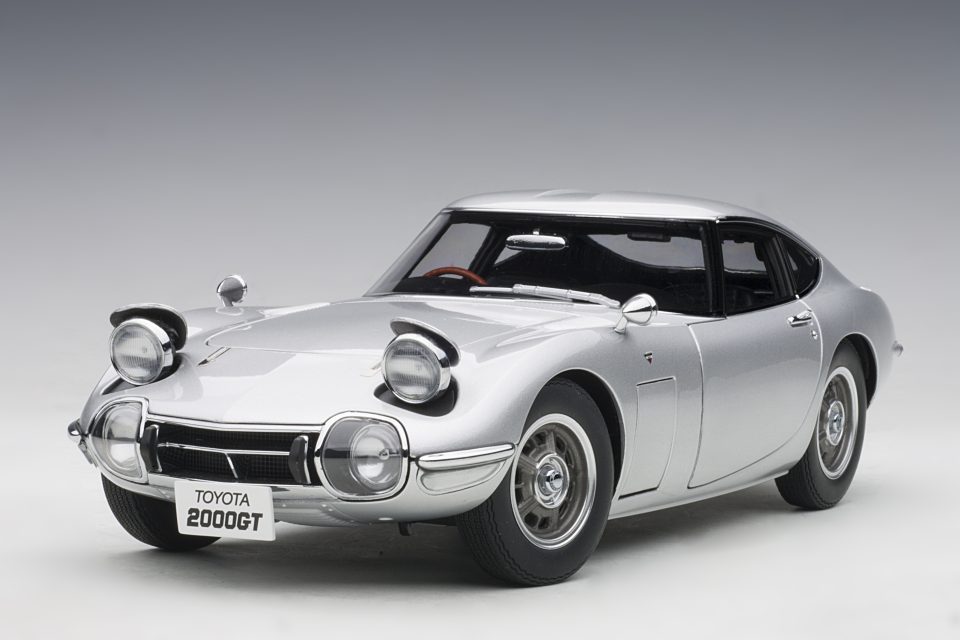 Modellismo: Toyota 2000GT (1967)