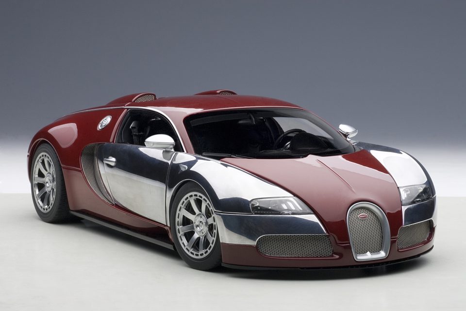 Bugatti Veyron Centenaire Edition: omaggio a Varzi