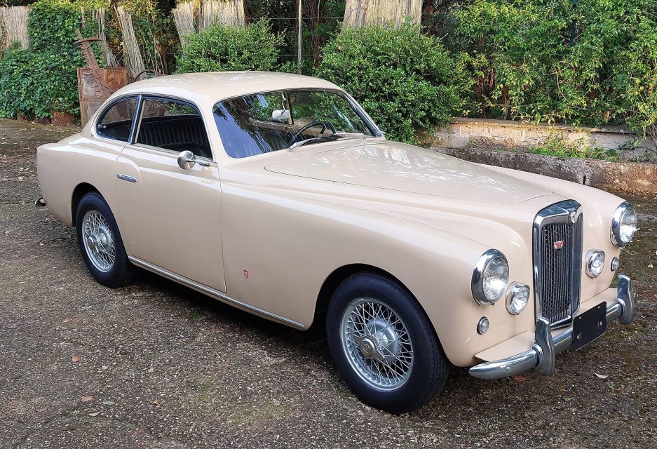 All’asta una MG TD Arnolt by Bertone del 1953