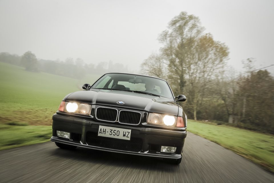 BMW M3 E36, 6 cilindri per farsi notare