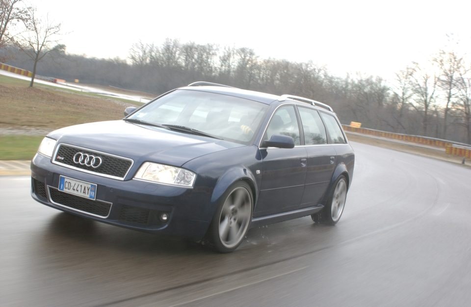 Audi RS6 (C5) 4.2 V8 quattro: la station con i muscoli