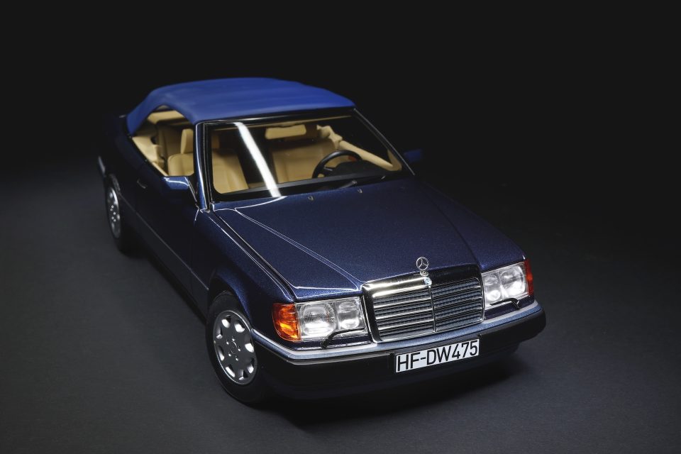 Mercedes-Benz 300 CE-24 Cabriolet