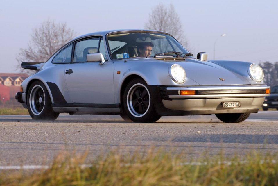 Porsche 911 Turbo: 50 anni fa un lampo
