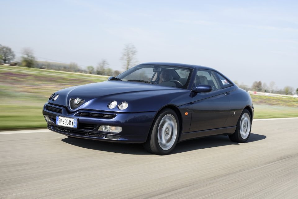 Alfa Romeo GTV/Spider 916: 30 anni di fascino anteriore