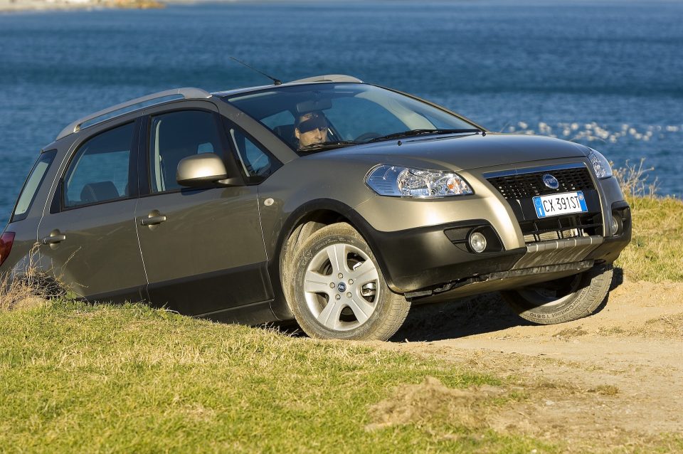 Fiat Sedici e Suzuki SX4: le sorelle 4x4 compiono 20 anni