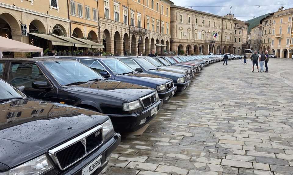 Raduno nelle Marche per il Lancia Thema Club Italia