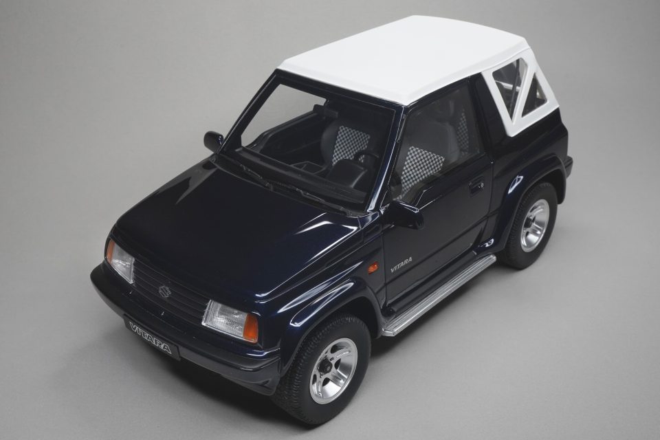 Suzuki Vitara Cabrio JLX, il piccolo grande mito anni 90