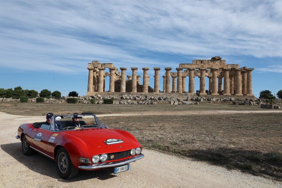 Raid dell’Etna 2025, in tour tra le bellezze siciliane