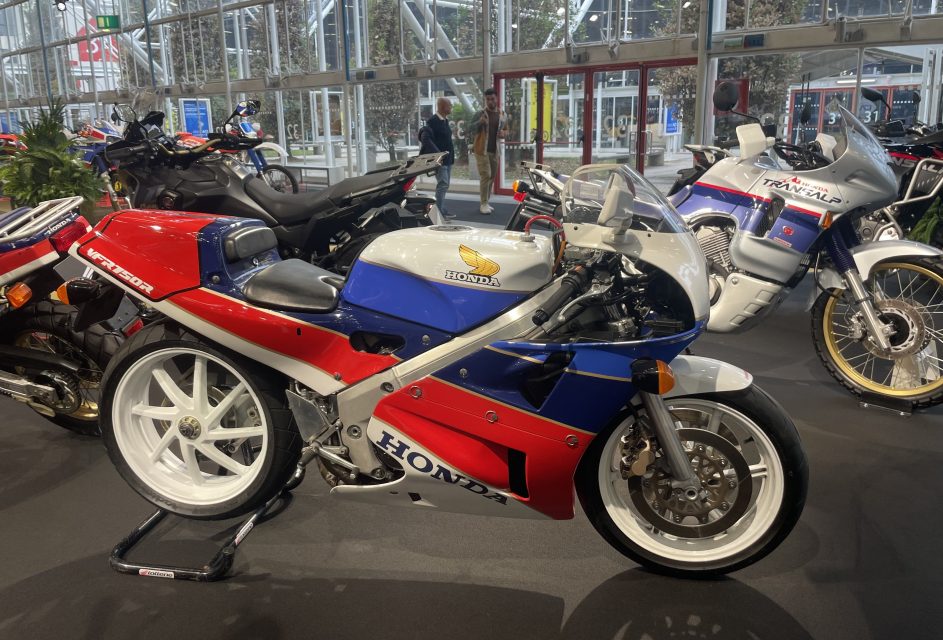 Auto e Moto d'Epoca 2025, le due ruote Honda la fanno da padrone