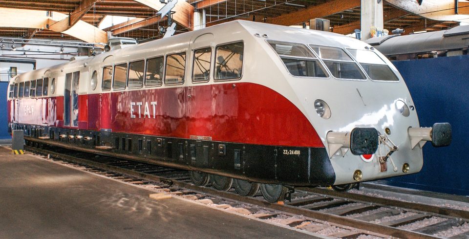 A Rétromobile un treno firmato Bugatti