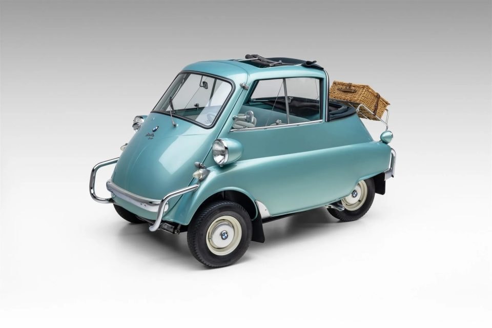 Auto curiose in vendita