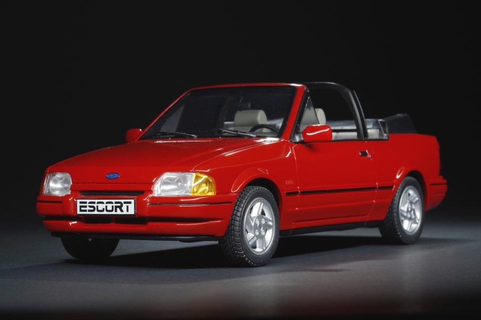 Ford Escort XR3i Cabrio, fascino anni 80