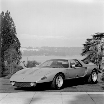 Marzo 1970, la  Mercedes-Benz C 111-II durante la presentazione stampa al Circuit de Monthoux, vicino Ginevra