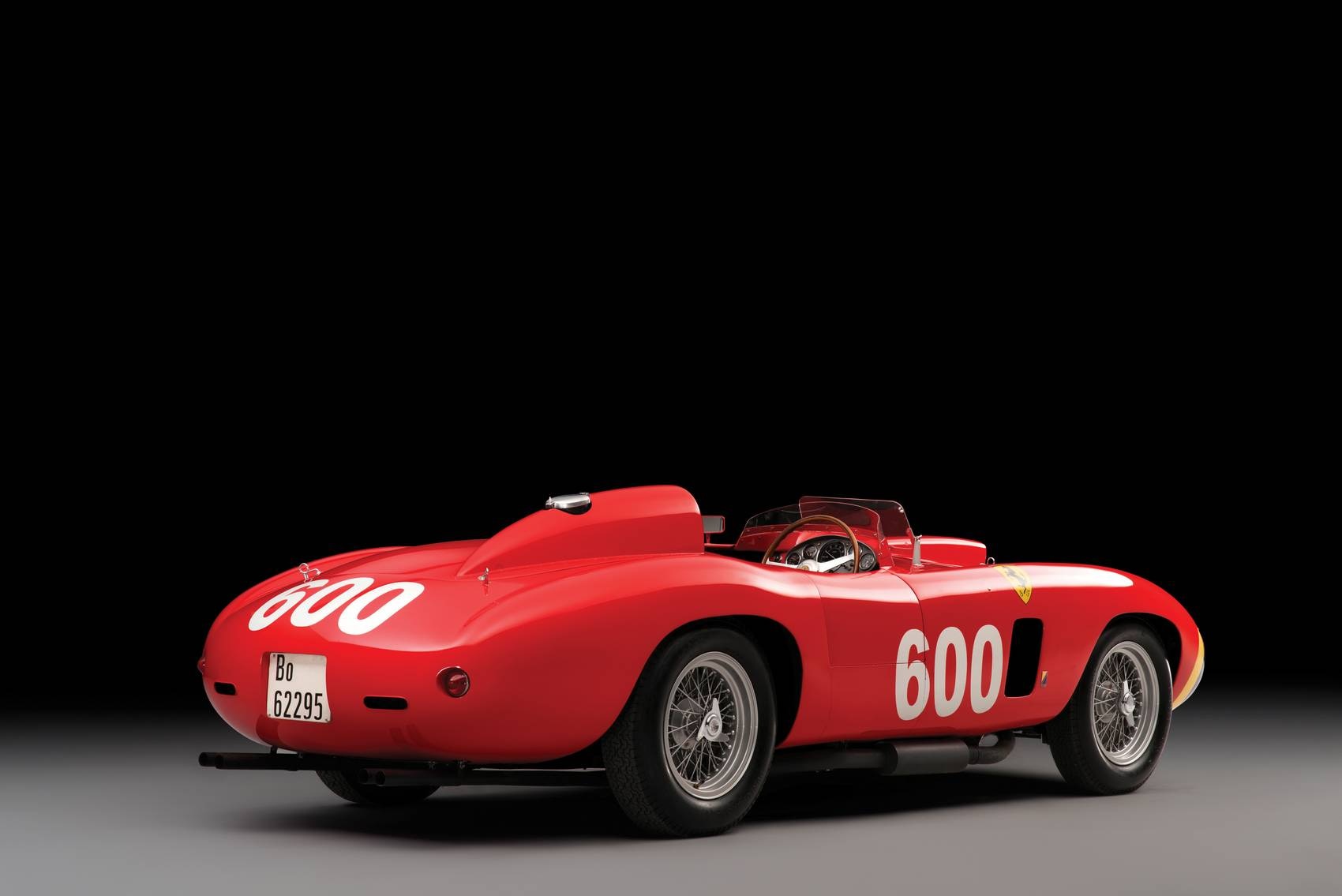 Si ferma a 28 milioni di $ la corsa della Ferrari 290 MM ex Fangio - Immagine #12