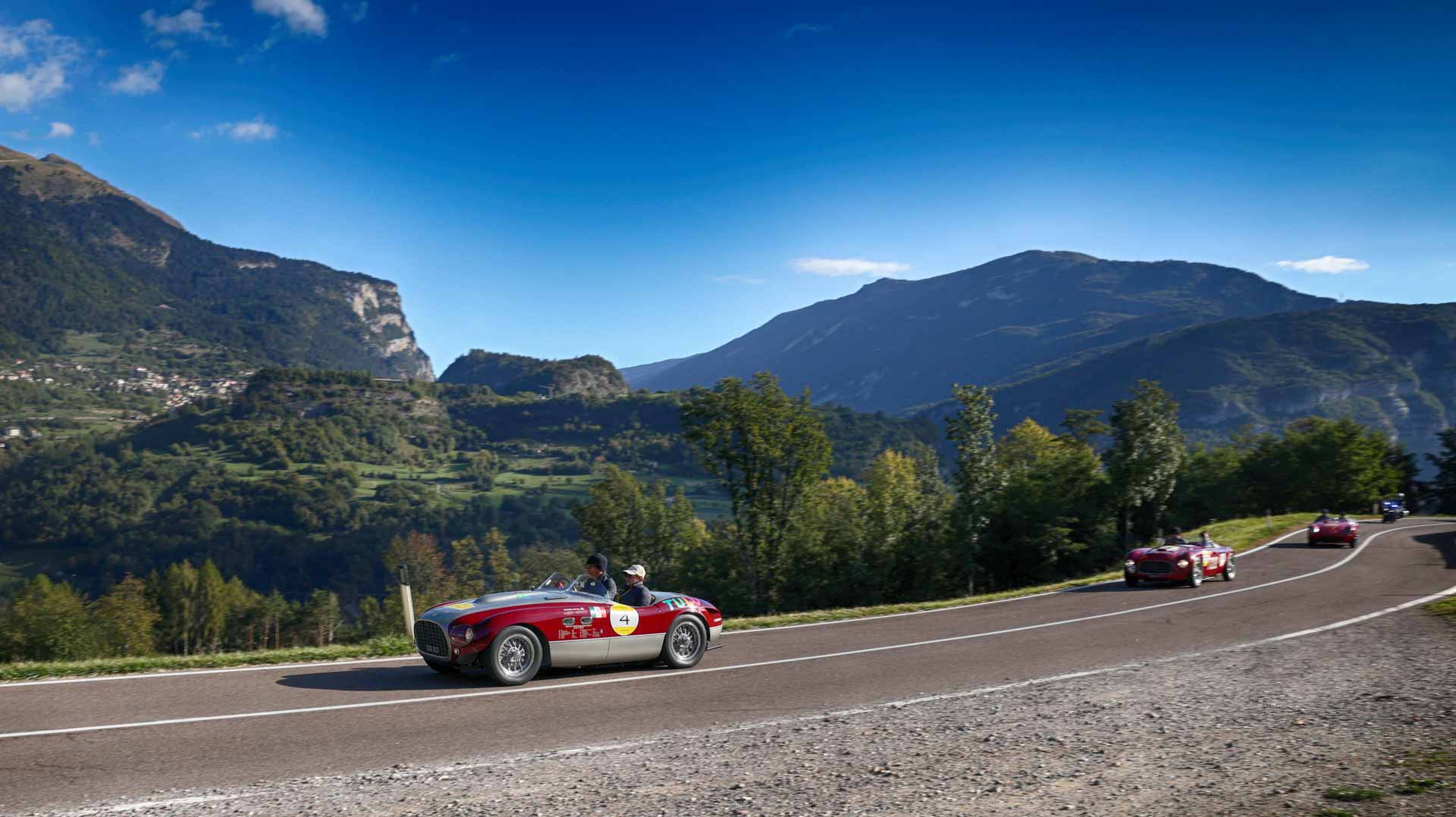 Ferrari Cavalcade Classic in Trentino AltoAdige con 65 auto d’epoca