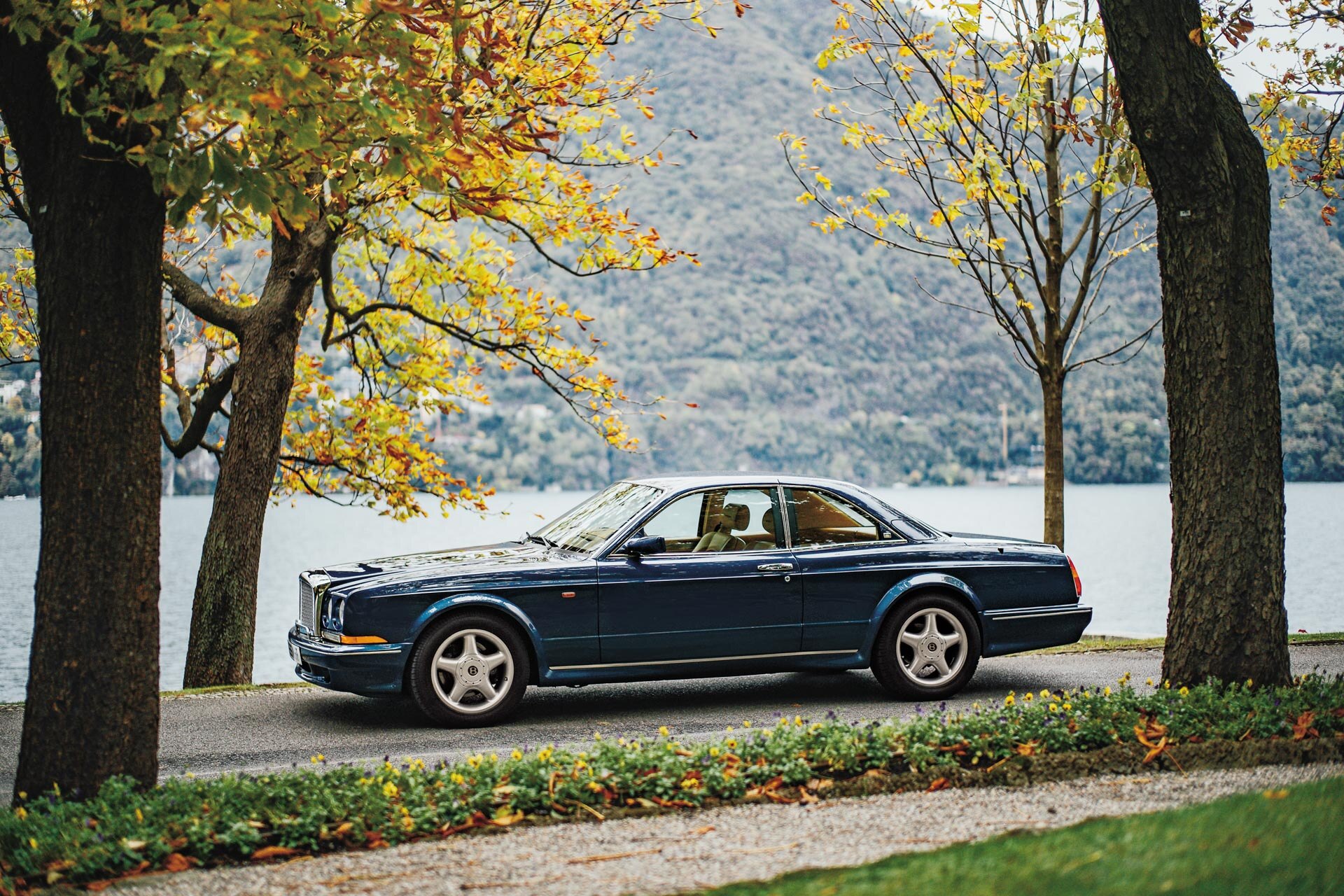 2019 fuori concorso bentley 102