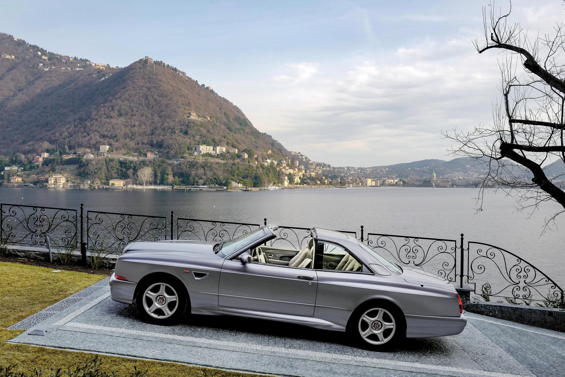 2019 fuori concorso bentley 43