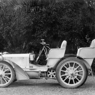 La Daimler- Mercedes 35 PS 4 posti di  Emil Jellinek (1901)