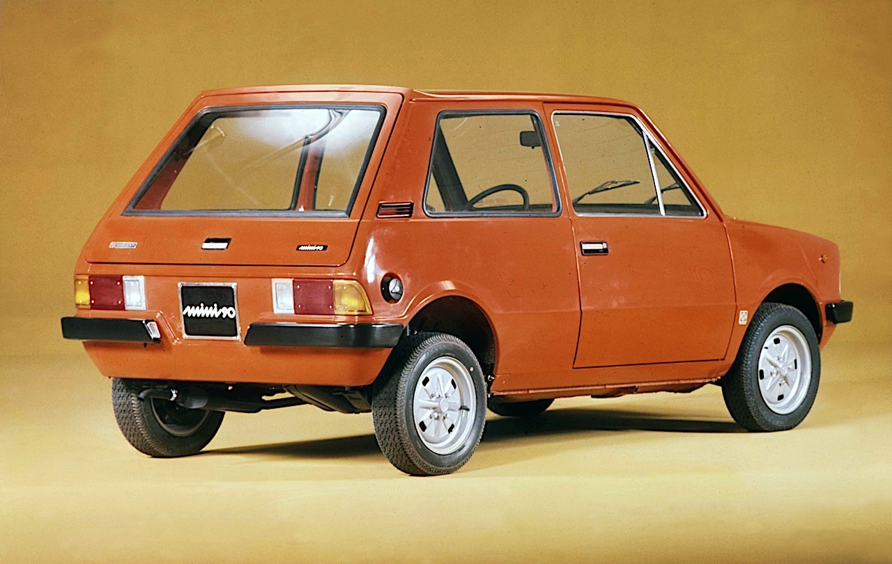 Leyland-Innocenti-Mini-90_10.jpg